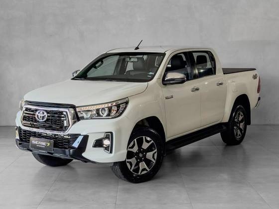 TOYOTA HILUX 2.8 SRV 4X4 CD 16V DIESEL 4P AUTOMÁTICO